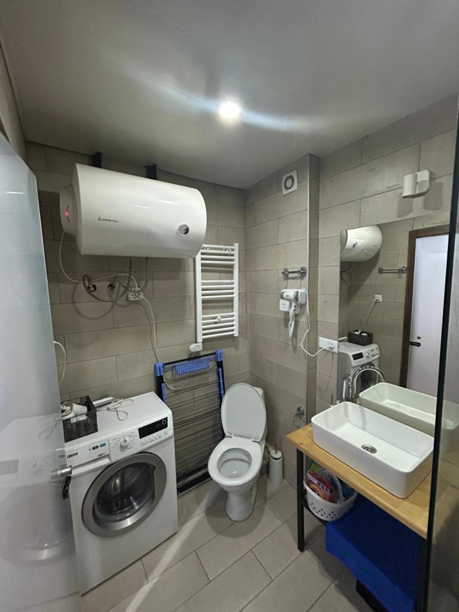 Appartment In 巴库里阿尼 外观 照片